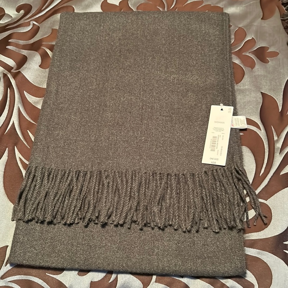 NWT Liz Claiborne Cashmere Like Scarf - charcoal heather